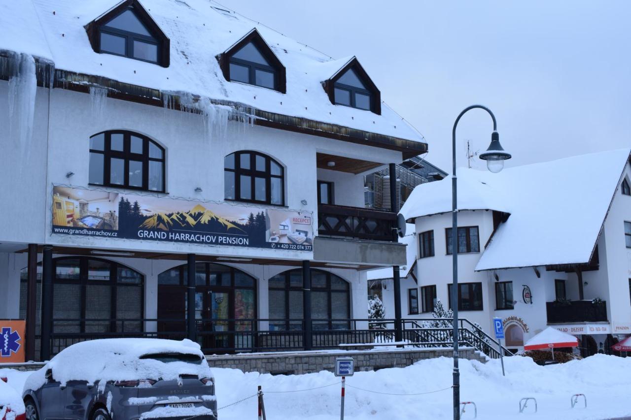 Grand Harrachov Pension V Centru Exterior foto